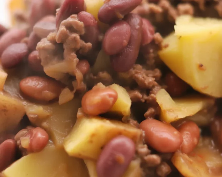 Ground beef and potato casserole, Grandma Flo's Shipwreck recipe