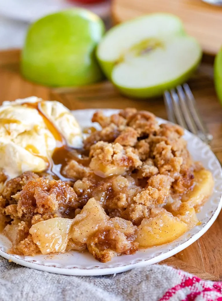Delicious homemade Apple Crumble topped with golden brown crumbly topping